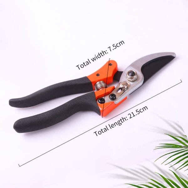 Garden Pruner with SK5 Steel Blade and Teflon Coating Vertical View